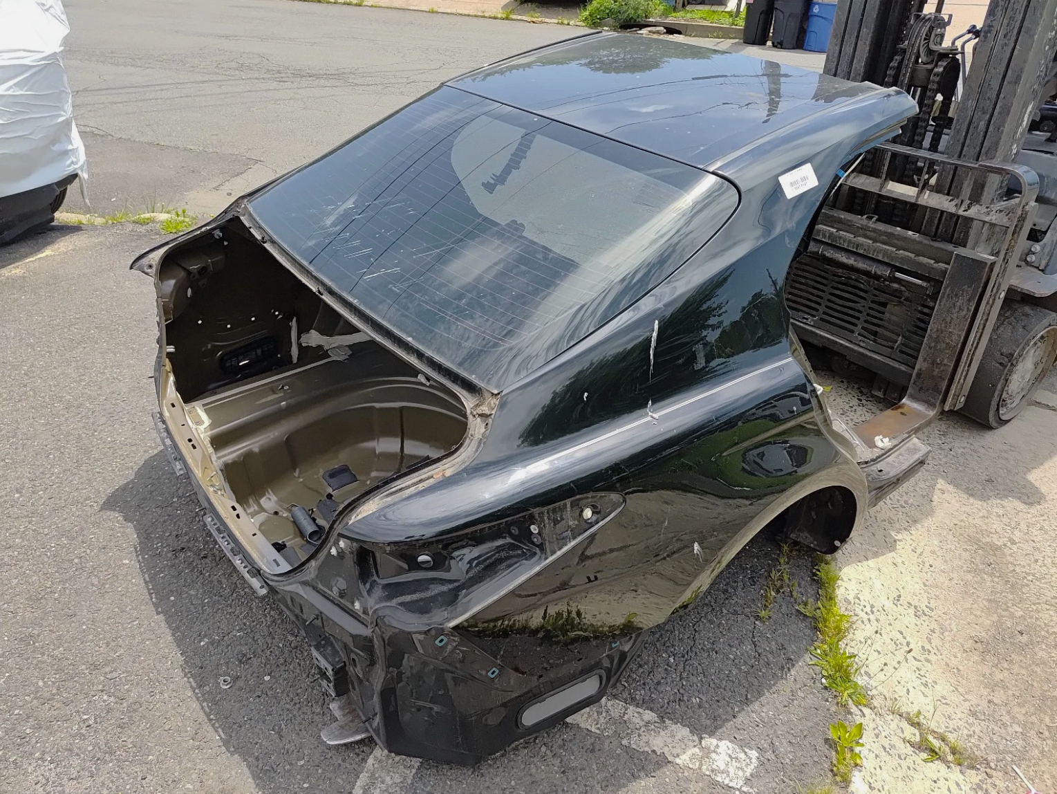 2018-24 TOYOTA CAMRY REAR QUARTER LH & RH SIDE CLIP BODY PANEL W/ WINDSHIELD OEM